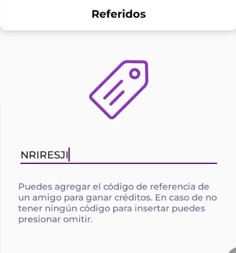 Pantalla Referidos de Yummy Rides con el código de referido NRIRESJI escrito en el campo